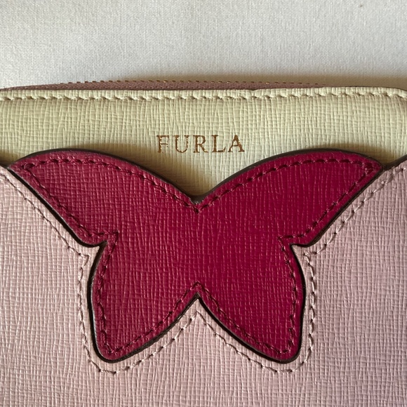 Furla Butterfly Small Zip Around Leather Wallet NWOT - Picture 11 of 14